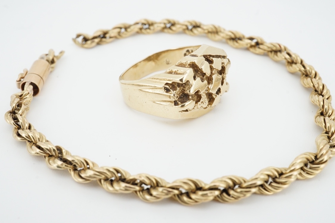 A 14k ring, size S, together with a damaged 14k rope twist chain, 15.4 grams.